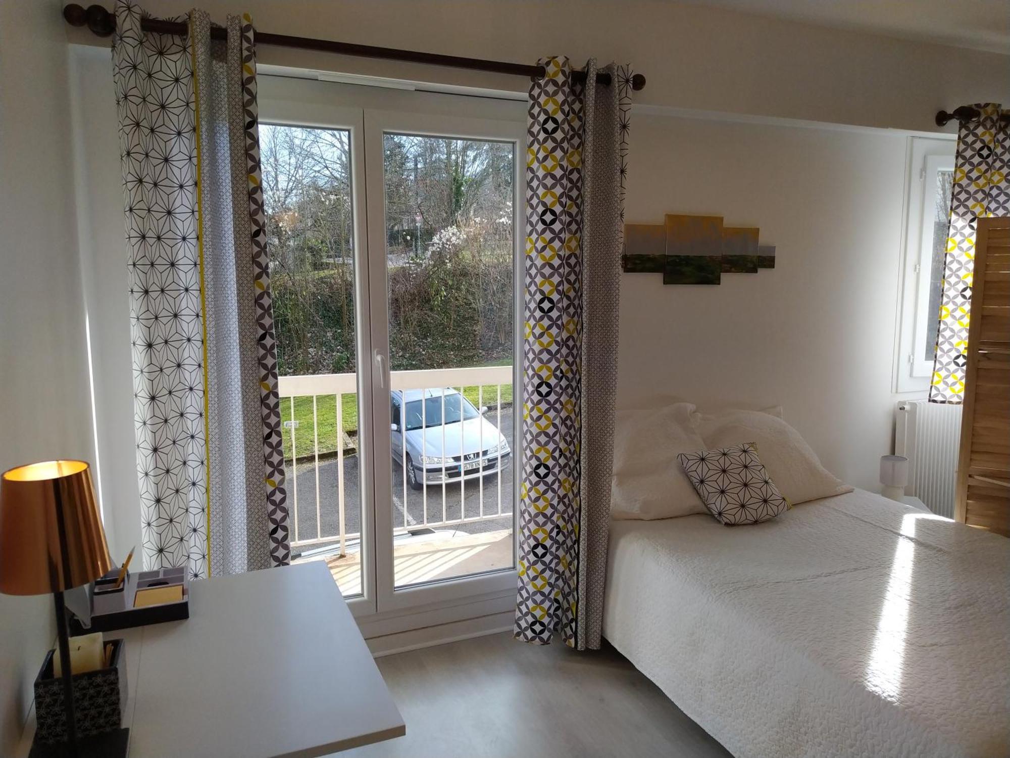 Grand Studio, Super Equipe, 2 Pas Du Centre-Ville "Clos-Du-Boulanger" - Parking Prive Montbeliard Bagian luar foto